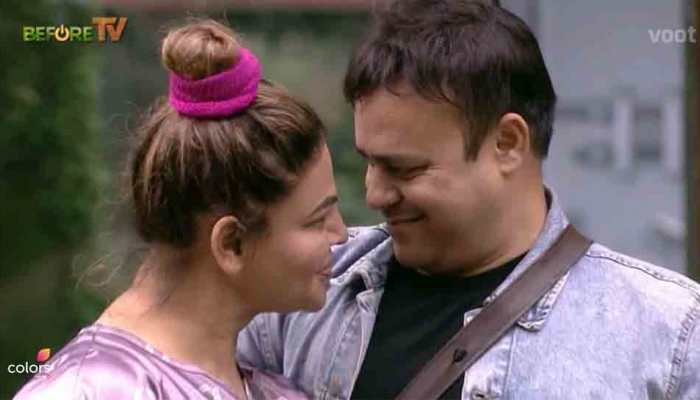 Bigg Boss 15 Day 69 written updates: Rakhi Sawant, Ritesh lock lips in garden area, Tejasswi Prakash takes a dip in pool