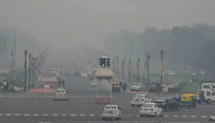 Delhi&#039;s air quality deteriorates, slips back to &#039;very poor&#039; category