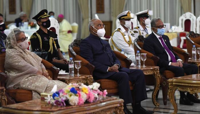 Indian President Ram Nath Kovind with Bangladesh PM Sheikh Hasina and President Abdul Hamid in Bangladesh.