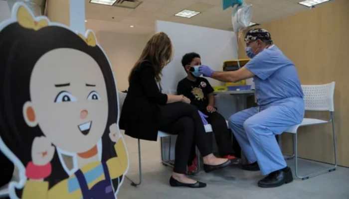 Canada's COVID-19 cases continue to surge, over 9,000 cases reported on Monday