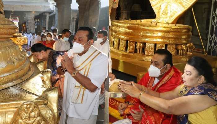 Sri Lankan PM Mahinda Rajapaksa, wife offer prayers at Venkateswara Swamy temple in Tirumala