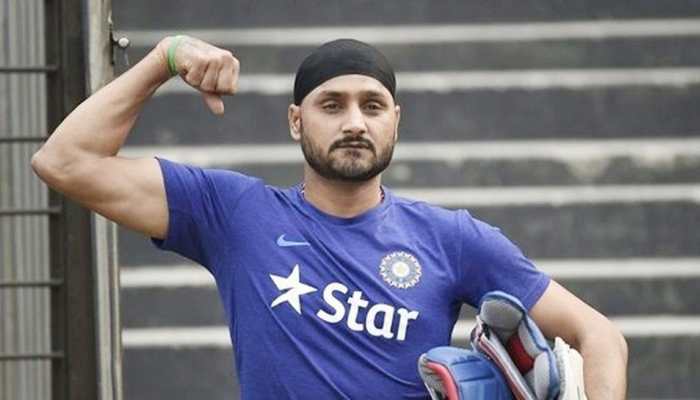 Harbhajan Singh retires: &#039;Always a big brother&#039;, heartfelt wishes pour in for Turbanator on Twitter 