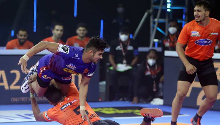 Pro Kabaddi League: Naveen Kumar helps Dabang Delhi beat U Mumba; Bulls defeat Thalaivas