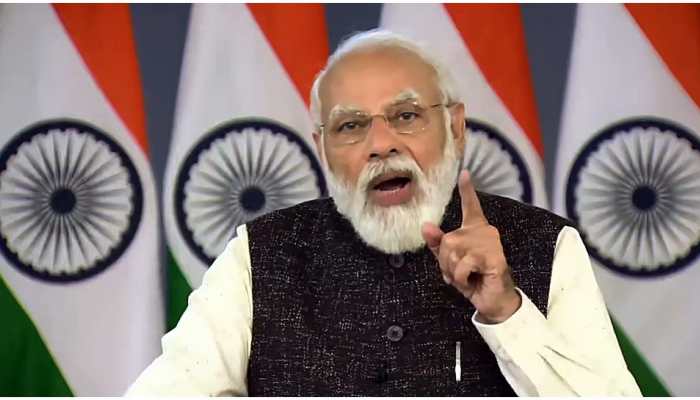Guru Tegh Bahadur's valor against Aurangzeb teaches us how the country fights against terror and religious fanaticism: PM Narendra Modi