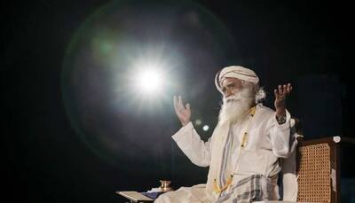 'Let’s dedicate 2022 to creating a conscious planet,' says Sadhguru in New Year message