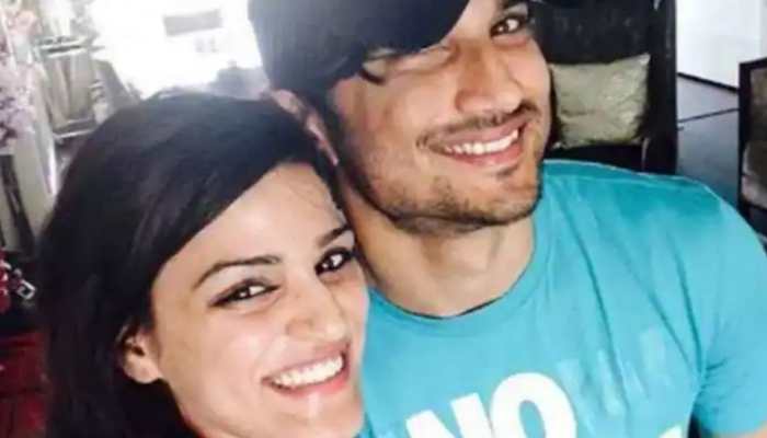 Sushant Singh Rajput's sister pens New Year's post from late actor's FB account, fans get emotional
