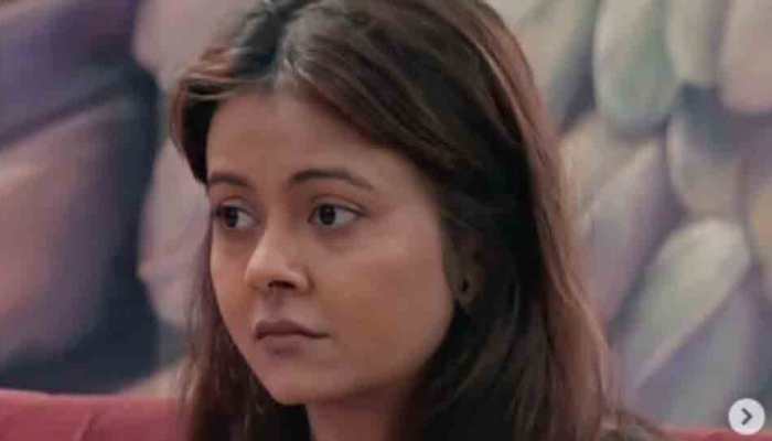 Bigg Boss 15: Devoleena calls Abhijit Bichukale &#039;filthy&#039;, spits on him, locks herself in bathroom