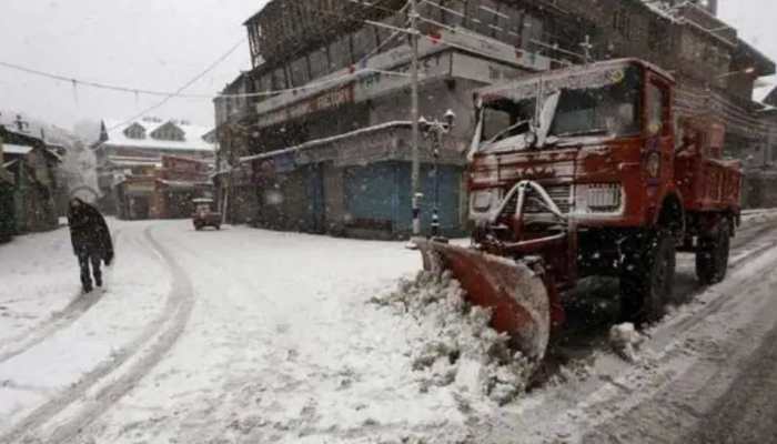Snowfall expected in J&amp;K, Ladakh in next two days; transportation, power likely to be affected