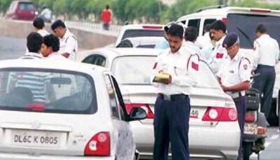 For the first time in India, misusing hazard lamps could get you traffic challan