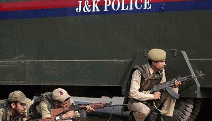 In a first, J&amp;K Police begins cleansing exercise to identify cops involved in unlawful activities