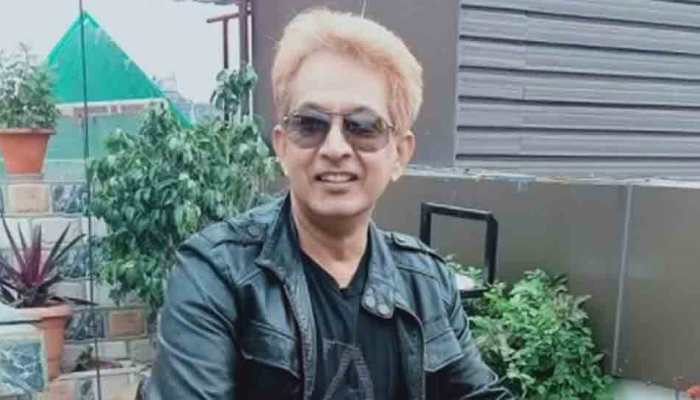 Viral video: Hairstylist Jawed Habib caught spitting on woman's head, says 'thook me jaan hai'