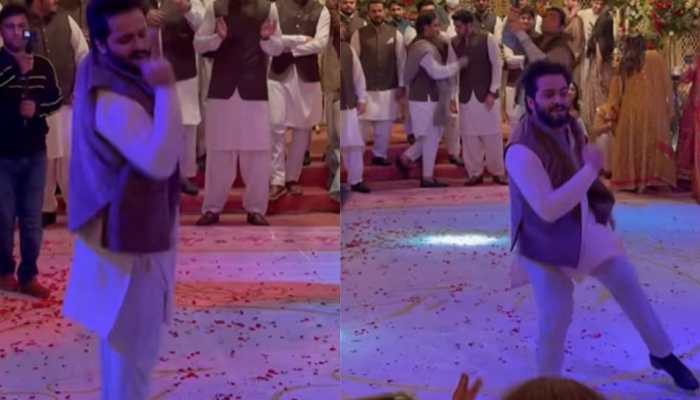  Fact Check: Is it a Pakistan MP dancing to &#039;Tip Tip Barsa Paani&#039;? Truth here