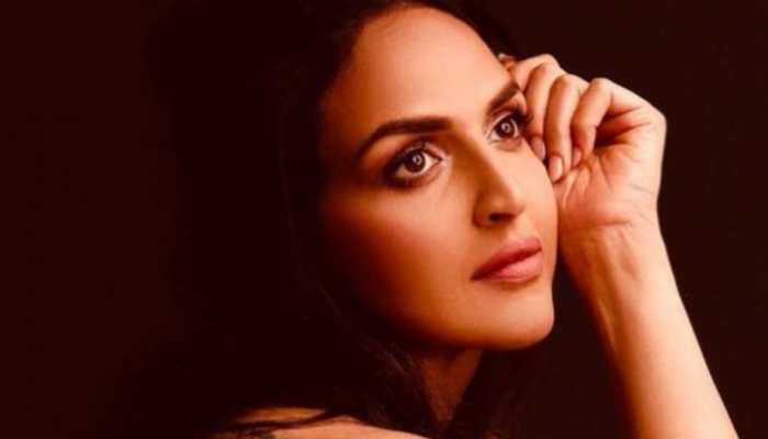 Never said I&#039;m a great singer: Esha Deol reacts to TROLLING on her viral video for Tusshar Kapoor