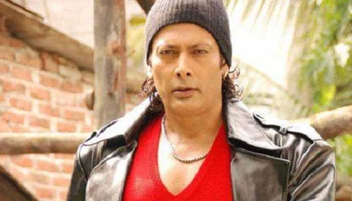 Tarzan actor Hemant Birje, wife and daughter injured in road accident 