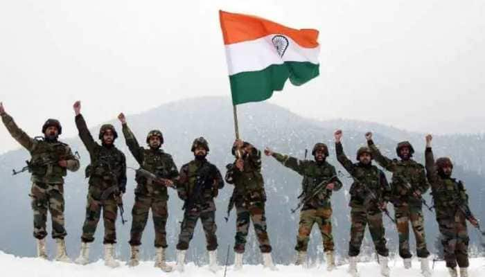 Indian soldiers march in the new combat uniform - Watch  