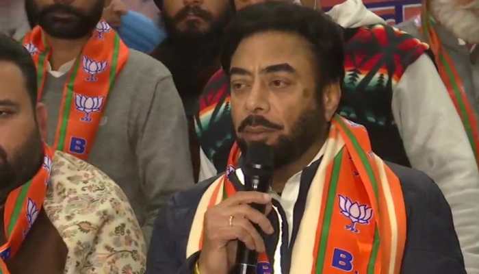 Punjab Assembly polls: Congress MLA Harjot Kamal joins BJP after Sonu Sood&#039;s sister Malvika fielded from his seat