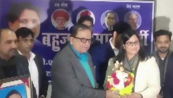 Nirbhaya's lawyer Seema Kushwaha joins BSP ahead of UP assembly polls 