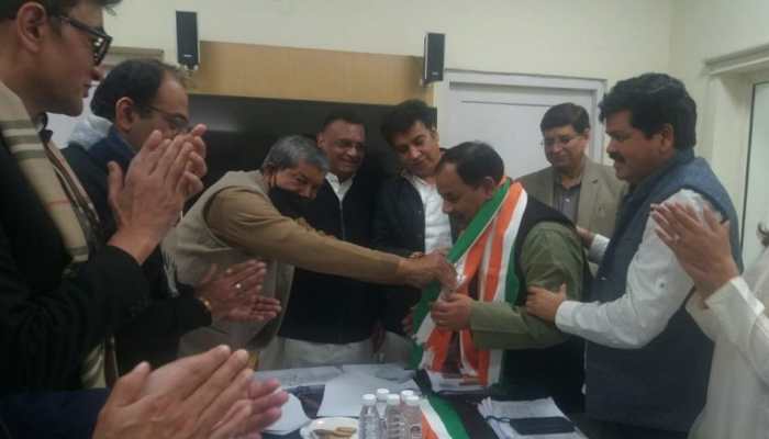 Expelled BJP minister Harak Singh Rawat, daughter-in-law join Congress ahead of Uttarakhand polls