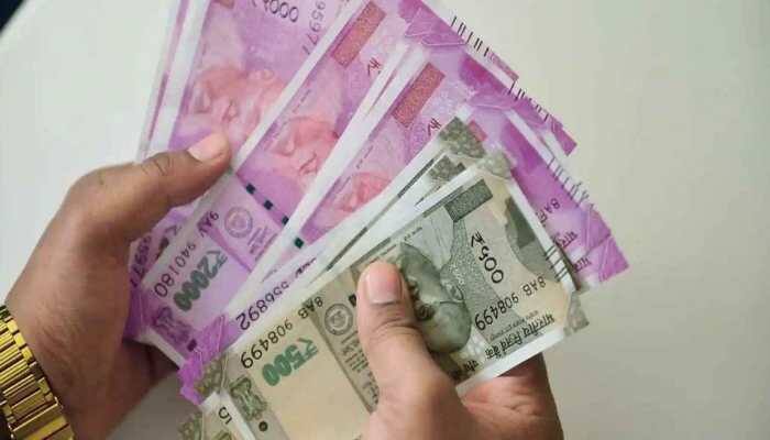 Sbi Vs Hdfc Bank Vs Icici Bank Check The Latest Fd Rates Personal Finance News Zee News 2864