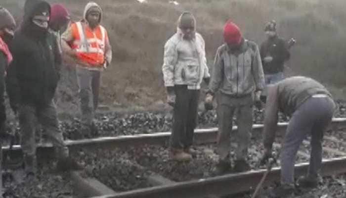 Suspected Naxals blow up portion of railway tracks on Howrah-New Delhi line in Jharkhand