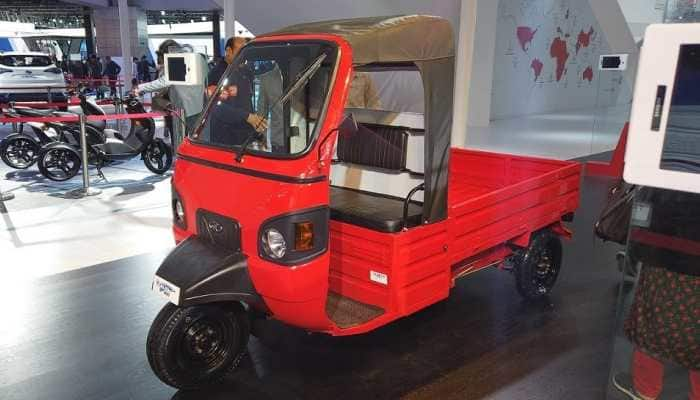 Mahindra e rickshaw deals cargo