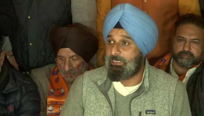 ‘Navjot Singh Sidhu is a failed model’: SAD leader Bikram Singh Majithia hits out at Punjab Congress chief