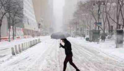 Winter storm slams eastern US; New York, other states declare emergencies