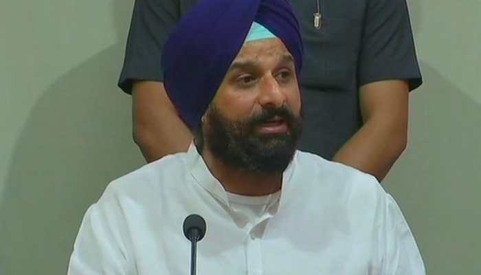 SC directs Punjab police to not arrest SAD leader Bikram Singh Majithia till Feb 23 in view of assembly polls