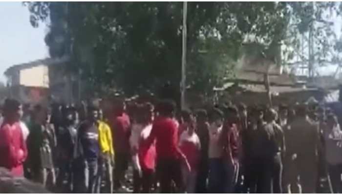 Students protest against class 10 &amp;12 offline exams in Mumbai