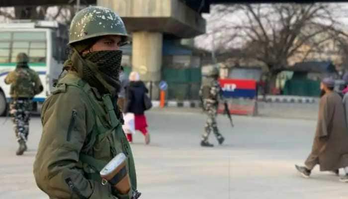 Terrorist eliminated in Shopian identified as Umar Ishfaq Malik, was involved in recent attack on Kashmir cop