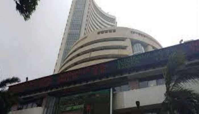 Sensex drops over 220 pts in early trade; Nifty slips below 17,500