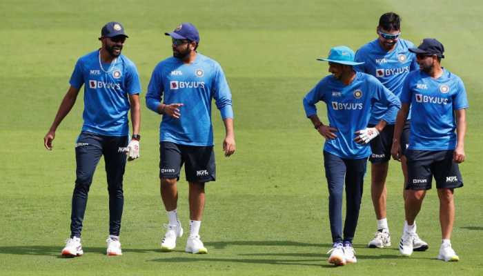 IND vs WI Dream11 Team Prediction, Fantasy Cricket Hints India vs West Indies: Captain, Probable Playing 11s, Team News; Injury Updates For the 1st ODI at Narendra Modi Stadium, Ahmedabad 1.30 PM IST February 6