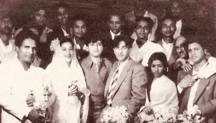 Karisma Kapoor shares picture of &#039;legends&#039; Raj Kapoor, Lata Mangeshkar, Nargis in one frame