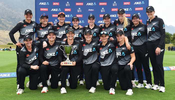 IND vs NZ: Harmanpreet Kaur and Co lose Only T20I by 18 runs, New Zealand lift trophy