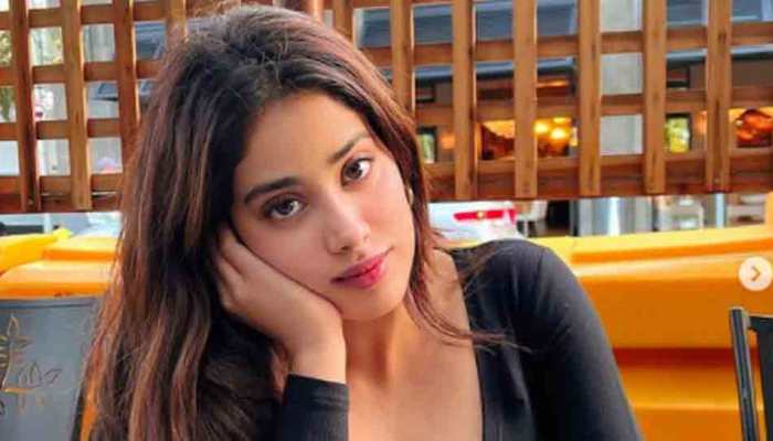 Janhvi Kapoor injured, spotted with arm sling outside Pilates studio, fan comments, &#039;ghar walo se jagda?&#039;