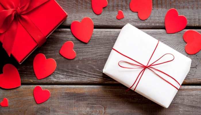 Planning to buy gifts on Valentine’s Day? Check out offers on OnePlus, Garmin and Huawei