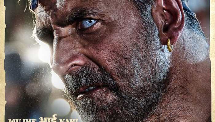 Akshay Kumar's badass avatar in new 'Bachchhan Paandey' poster is evil, 'kyunki bhai nahi, Godfather hain yeh!