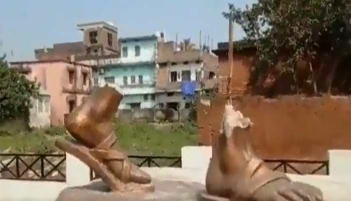 Mahatma Gandhi&#039;s statue vandalised near Champaran Satyagraha launch site in Bihar