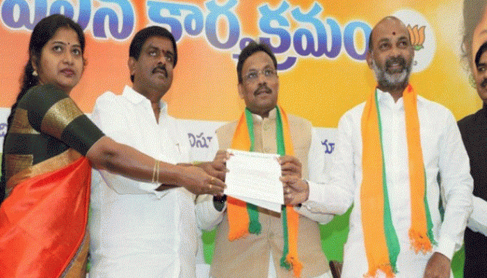Yuva Telangana Party merges with BJP to take on Telangana Rashtra Samithi in the state