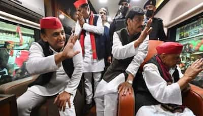 Interesting picture from UP poll campaign: Akhilesh, Mulayam, Shivpal together in public after 5 yrs
