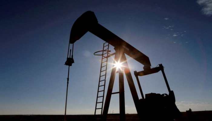 Oil heads for weekly fall on Iranian oil hopes