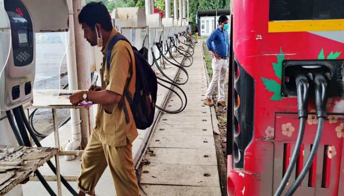 Aditya Thackeray launches special cell dedicated to accelerate Electric Vehicles in Mumbai