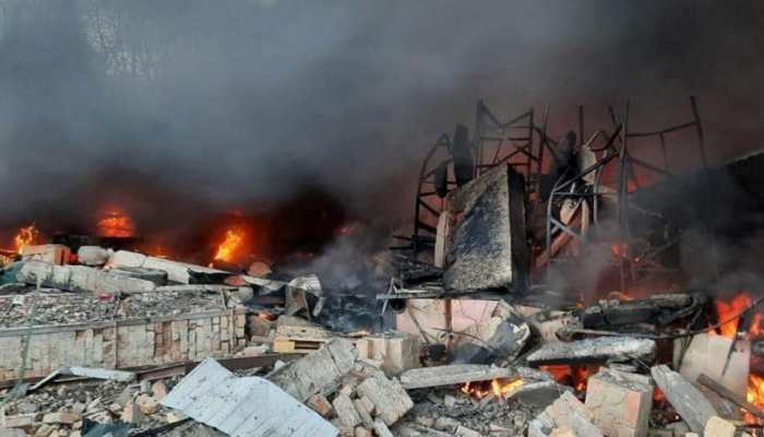 Russian troops advance on Kyiv as Ukrainian leader pleads for help