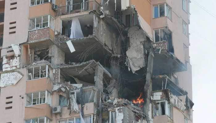 Residential building in Ukrainian capital Kyiv struck by missile, visuals emerge