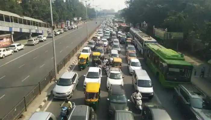 Delhi government removes mandatory mask requirement for travellers in private cars