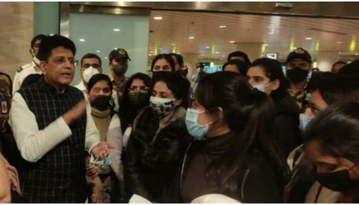 Watch- Indian students arrive at Mumbai airport; BMC to provide free services