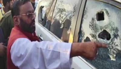 SP leader Swami Prasad Maurya's convoy attacked, his BJP MP daughter comes in support