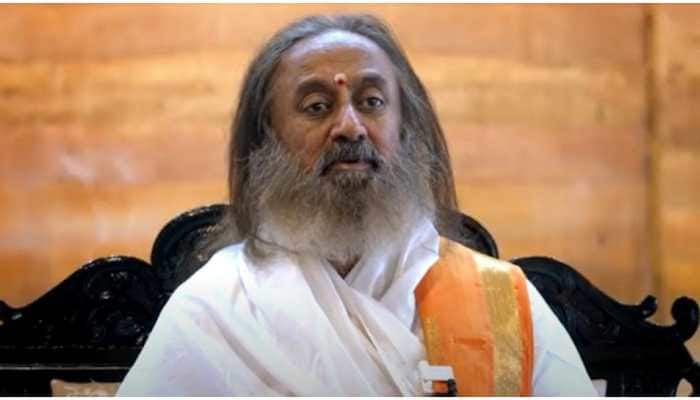 Let&#039;s hope Russia-Ukraine war is resolved through dialogue, says Sri Sri Ravi Shankar-Watch