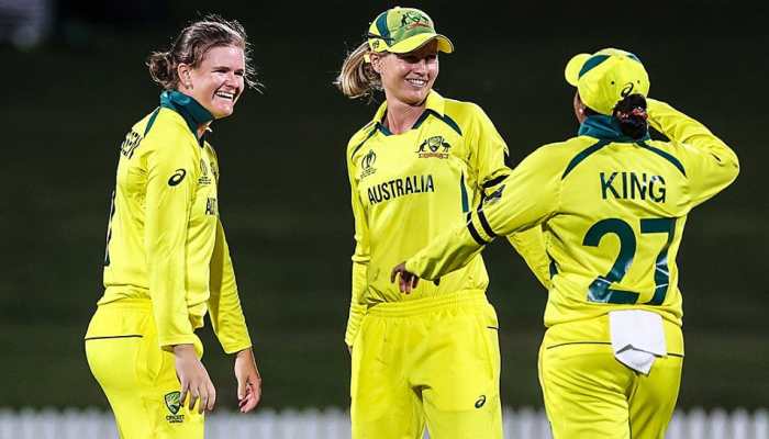 ICC Women&#039;s World Cup 2022: Alana King, Rachael Haynes star as Australia beat England