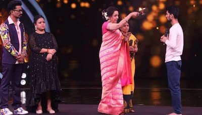 Hema Malini recites shlokas as she performs aarti for a contestant on Hunarbaaz’s stage – Watch!